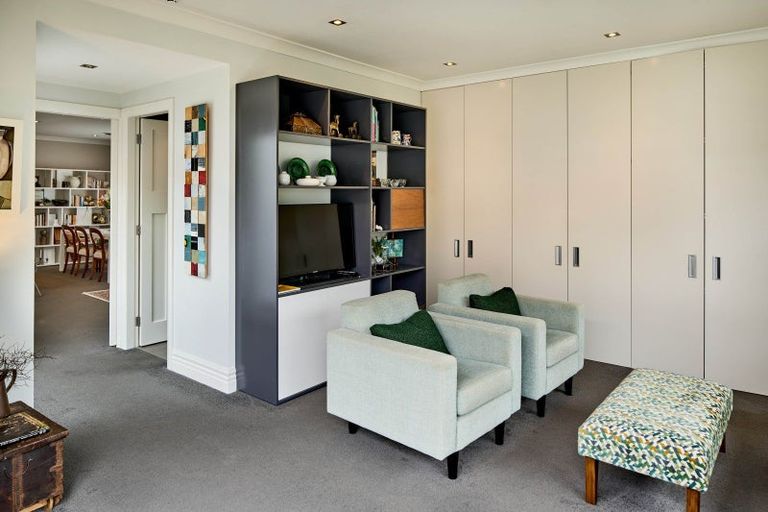 Photo of property in 292 The Parade, Island Bay, Wellington, 6023