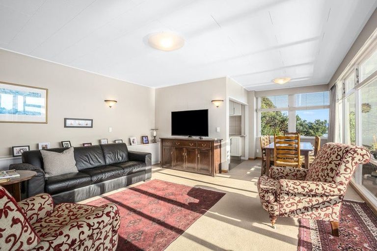 Photo of property in 4 Gill Road, Lowry Bay, Lower Hutt, 5013