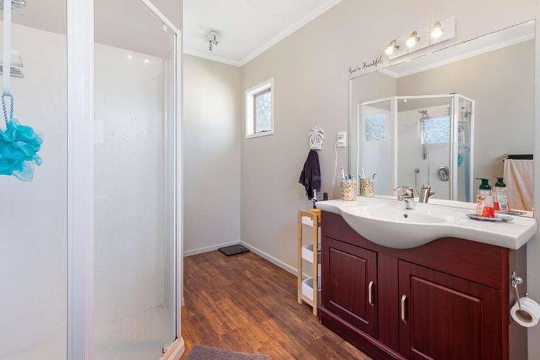 Photo of property in 62 Simpson Road, Papamoa Beach, Papamoa, 3118