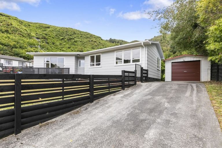Photo of property in 62 Castlerea Street, Wainuiomata, Lower Hutt, 5014