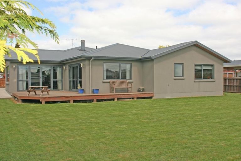 Photo of property in 16 Constitution Avenue, Milton, 9220