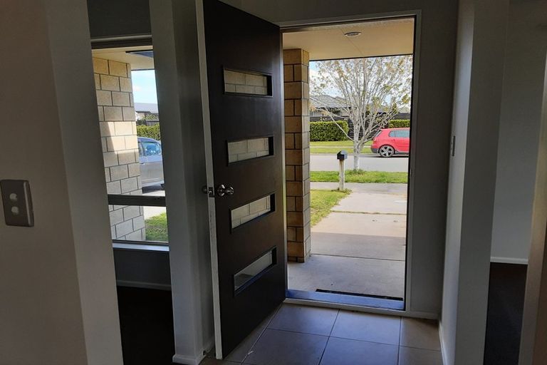 Photo of property in 32 Greenwich Street, Halswell, Christchurch, 8025