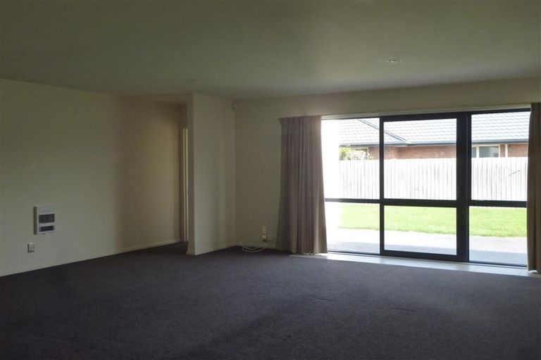 Photo of property in 64 Milns Road, Halswell, Christchurch, 8025