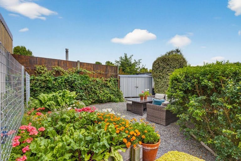 Photo of property in 913 Lawrence Street, Akina, Hastings, 4122