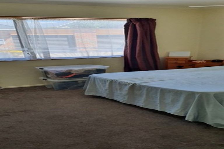 Photo of property in 1/300 Saint Aubyn Street, New Plymouth, 4310