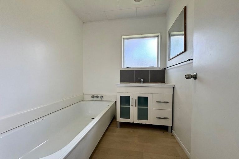 Photo of property in 7a Lupton Road, Manurewa, Auckland, 2102