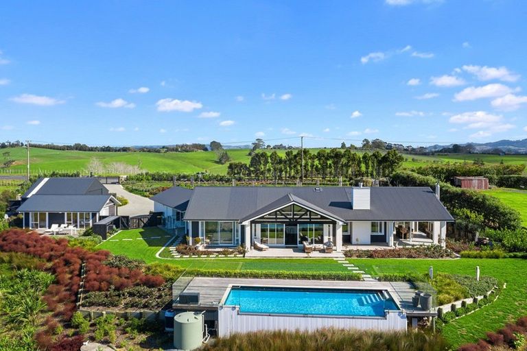 Photo of property in 289 Takatu Road, Tawharanui Peninsula, Warkworth, 0986