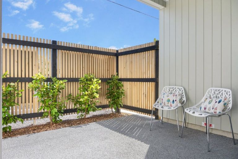 Photo of property in 1/200 Knights Road, Hutt Central, Lower Hutt, 5011