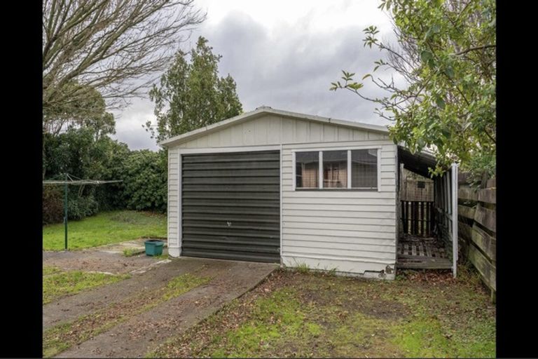 Photo of property in 52 Fergusson Street, Solway, Masterton, 5810