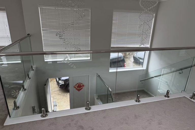 Photo of property in 11 Falcon Crescent, Hobsonville, Auckland, 0618