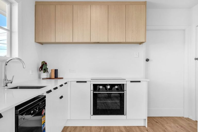 Photo of property in 14 Onawe Place, Mairehau, Christchurch, 8013