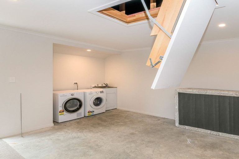 Photo of property in 6 Saint Vincent Way, Waikanae, 5036