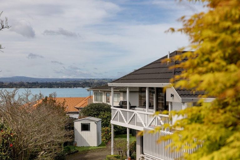 Photo of property in 103 Harbour View Road, Omokoroa, 3114