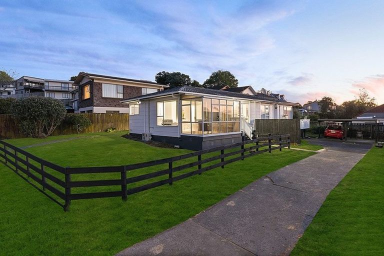 Photo of property in 1/3 Sentosa Place, Clover Park, Auckland, 2019