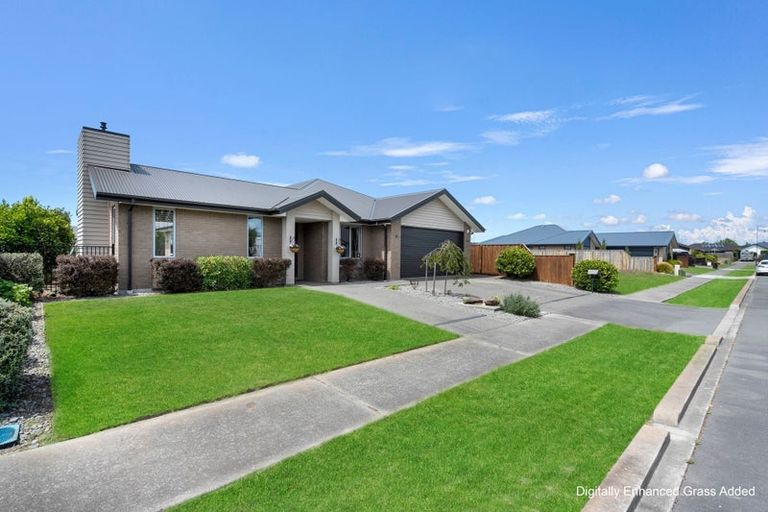 Photo of property in 10 Pahua Street, Pegasus, 7612