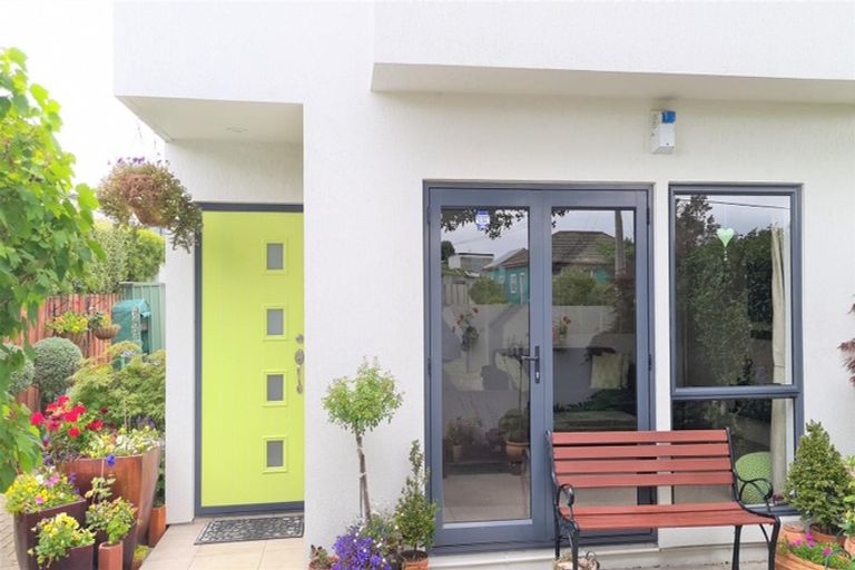 Photo of property in 8/44 London Street, Richmond, Christchurch, 8013