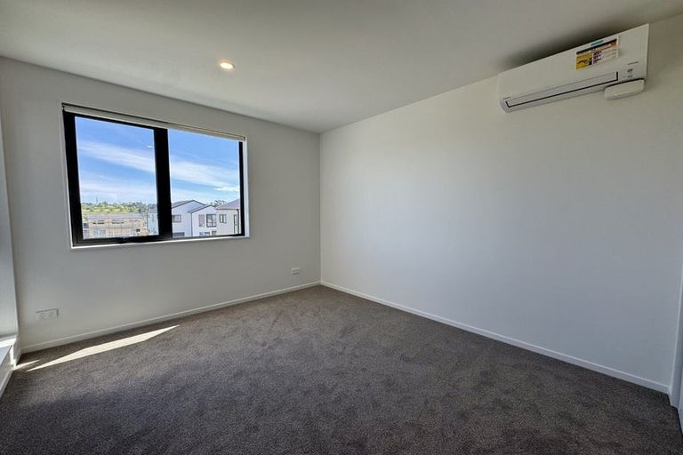 Photo of property in 202c Henwood Road, Westgate, 0814