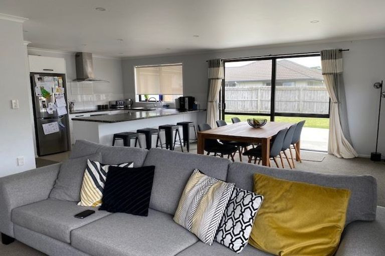 Photo of property in 44 Tamure Place, Ruakaka, 0116