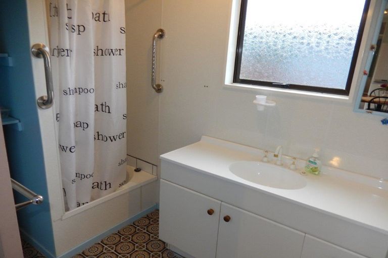 Photo of property in 5 Domain Road, Ettrick, Roxburgh, 9572