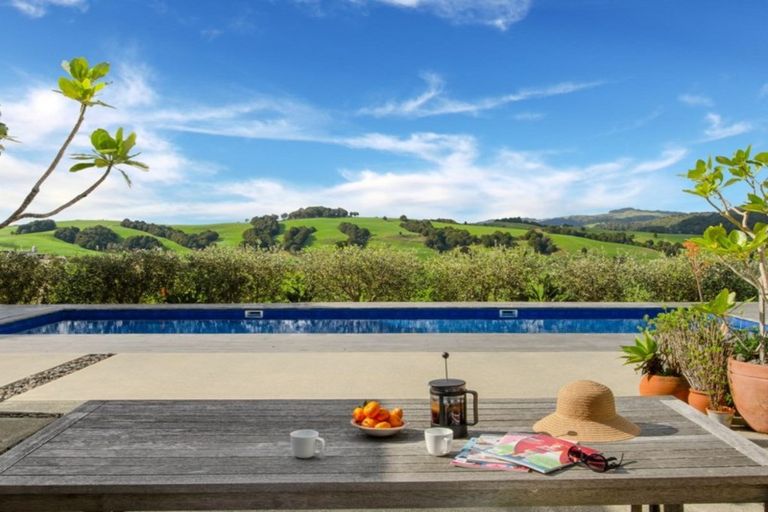 Photo of property in 200 Waiteitei Road, Wellsford, 0974