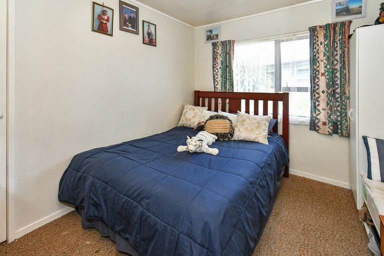 Photo of property in 36 Kopara Place, Clendon Park, Auckland, 2103