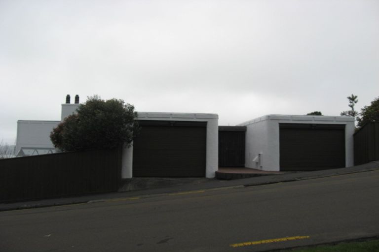 Photo of property in 11 Salamanca Road, Kelburn, Wellington, 6012