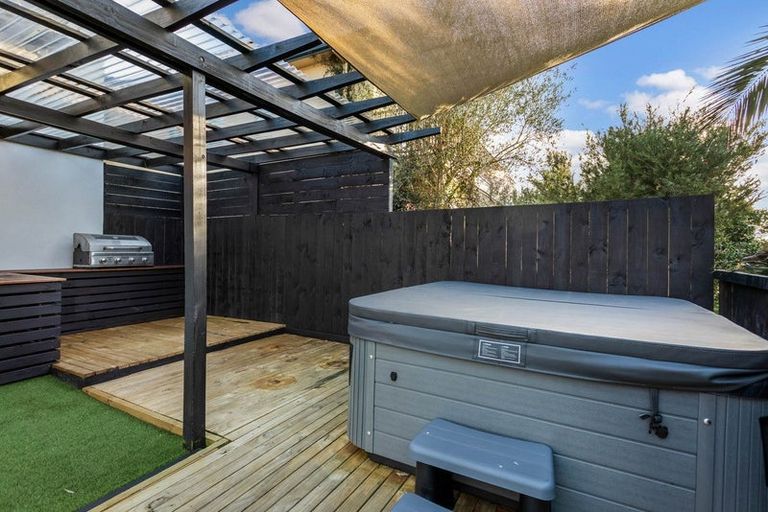 Photo of property in 2 Quarter Deck Lane, Gulf Harbour, Whangaparaoa, 0930