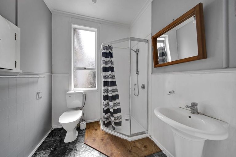 Photo of property in 34 Stafford Street, Patea, 4520