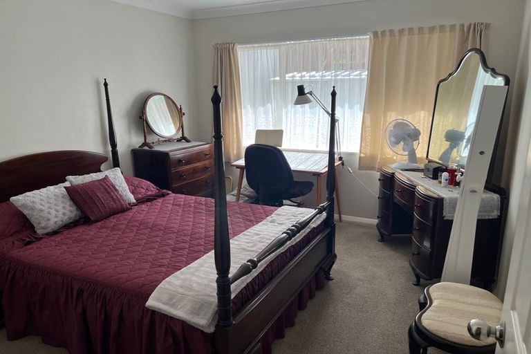 Photo of property in 40 Point View Drive, East Tamaki Heights, Auckland, 2016