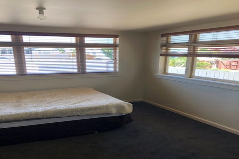 Photo of property in 15 Latham Street, Napier South, Napier, 4110