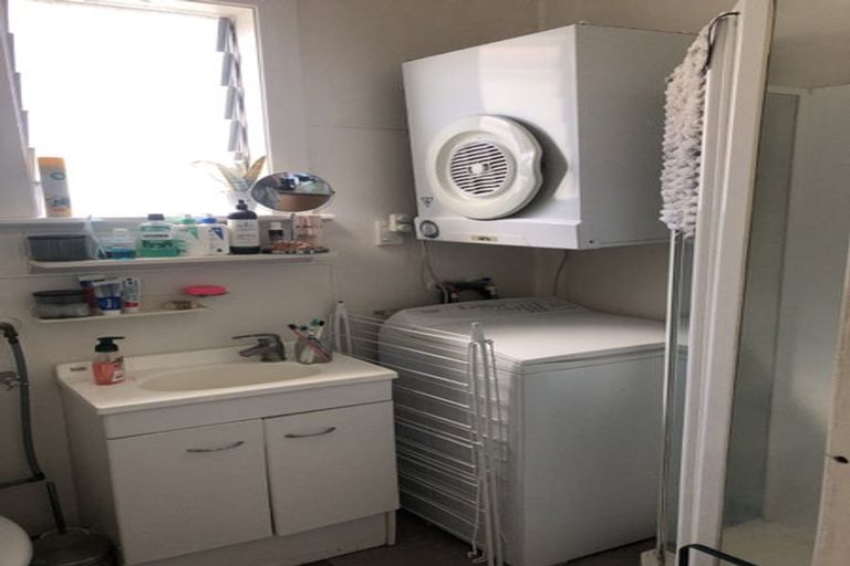 Photo of property in 12 Wilson Street, Newtown, Wellington, 6021