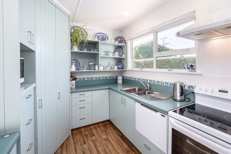 Photo of property in 73 Kempton Street, Greytown, 5712