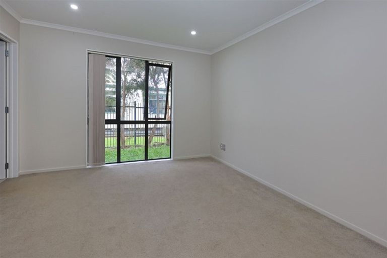 Photo of property in 50b Pinedale Place, Henderson, Auckland, 0610