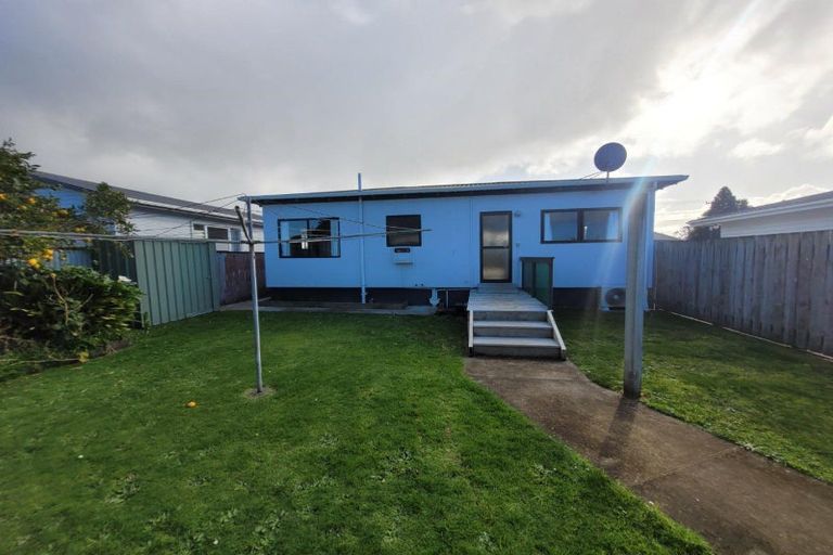 Photo of property in 513 Mangorei Road, Highlands Park, New Plymouth, 4312