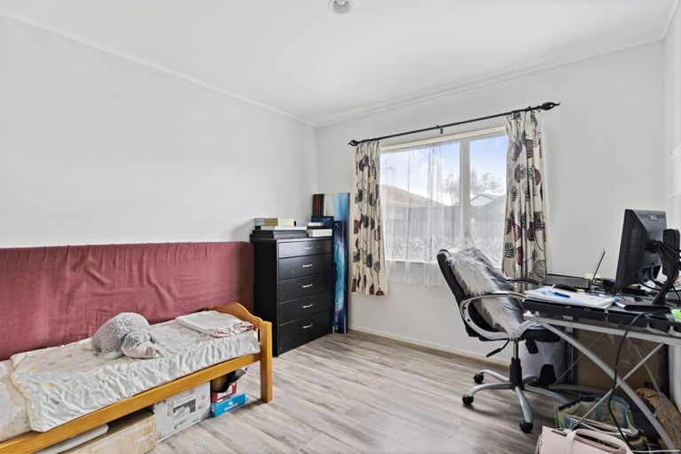 Photo of property in 42 Manston Road, Mangere, Auckland, 2022