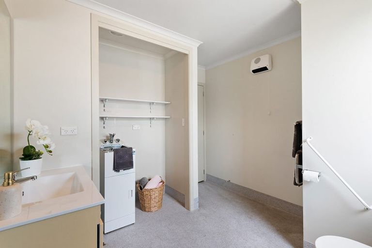 Photo of property in 2c Dey Street, Mosgiel, 9024