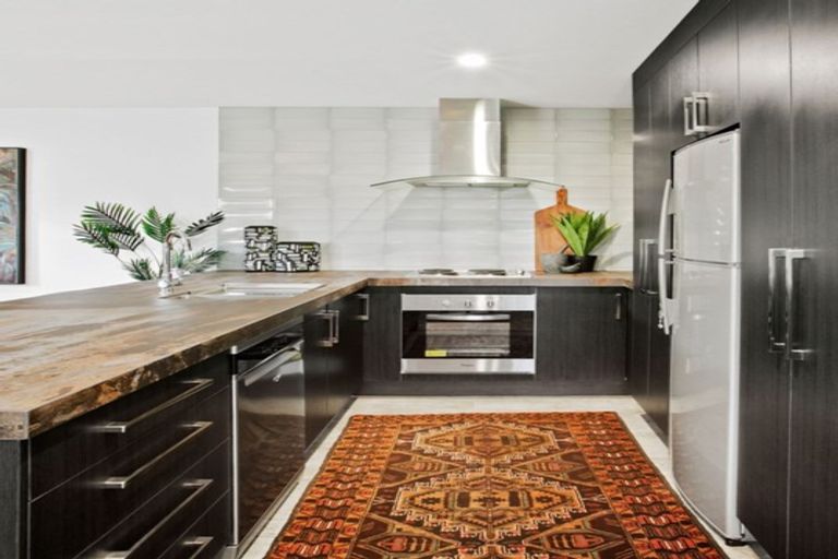 Photo of property in 35 Waione Avenue, Athenree, Waihi Beach, 3177