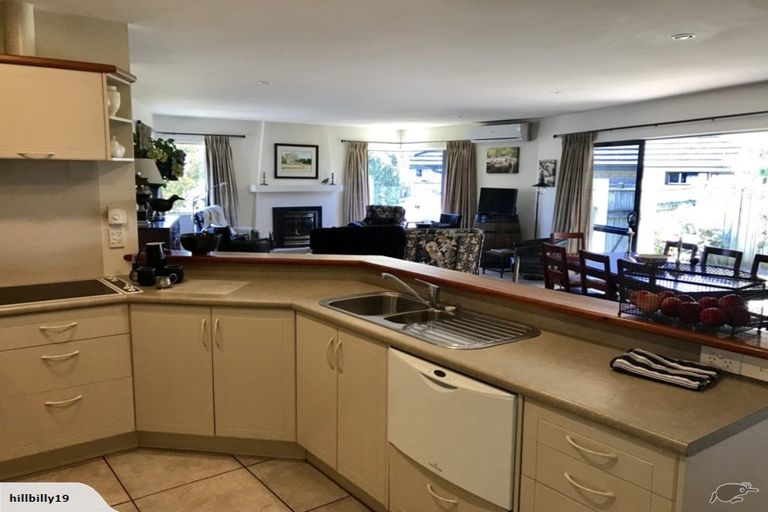 Photo of property in 6 Saint Hill Lane, Havelock North, 4130