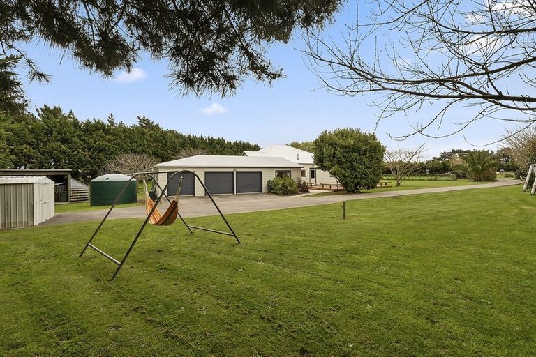 Photo of property in 106 Ngarongo Road, Normanby, Hawera, 4673