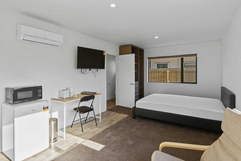 Photo of property in 7a Mathesons Road, Phillipstown, Christchurch, 8011