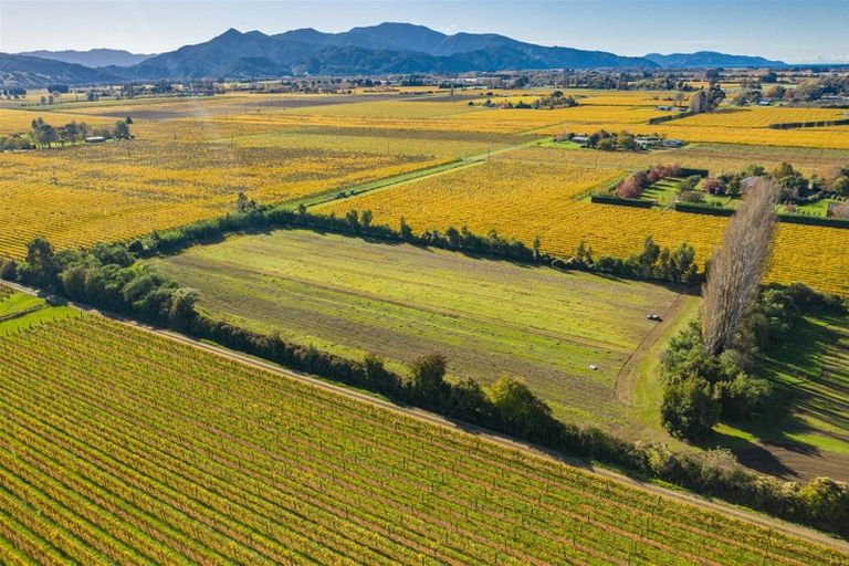 Photo of property in 120 Mills And Ford Road East, Grovetown, Blenheim, 7273