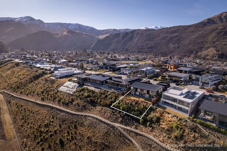 Photo of property in 14 Advance Terrace, Arrowtown, 9302