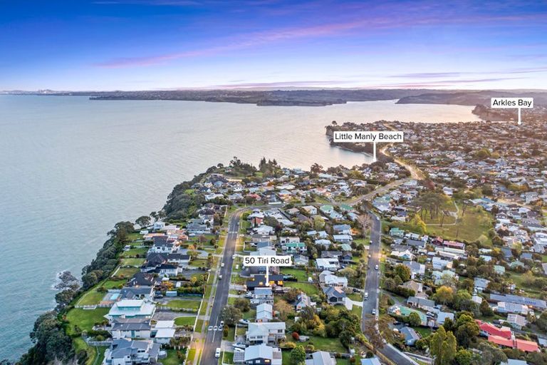 Photo of property in 50 Tiri Road, Manly, Whangaparaoa, 0930