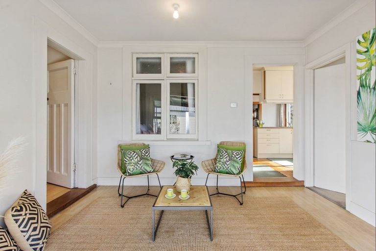 Photo of property in 11 Hyderabad Road, Marewa, Napier, 4110