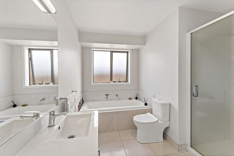 Photo of property in 51 Murray Ward Drive, Te Kauwhata, 3710