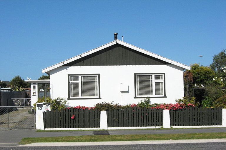 Photo of property in 52 Good Street, Rangiora, 7400