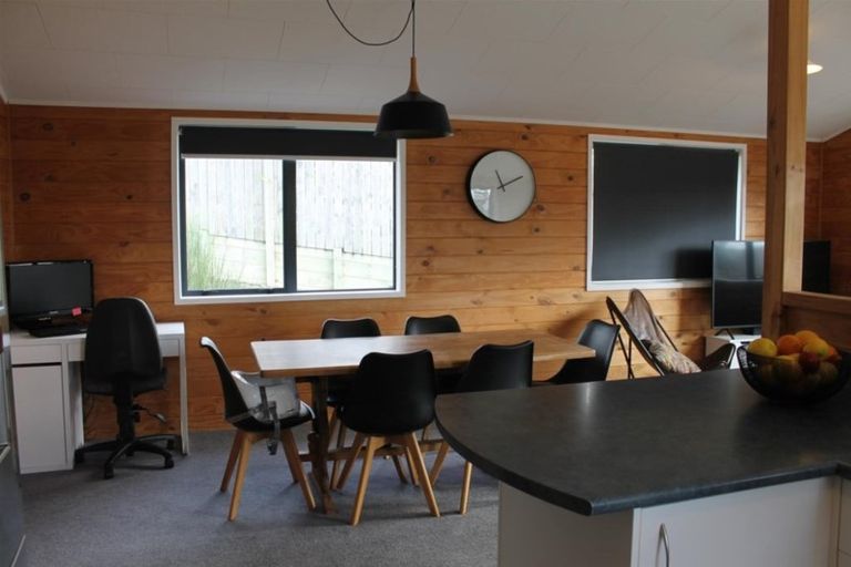 Photo of property in Hurndall Street East, Maungaturoto, 0520