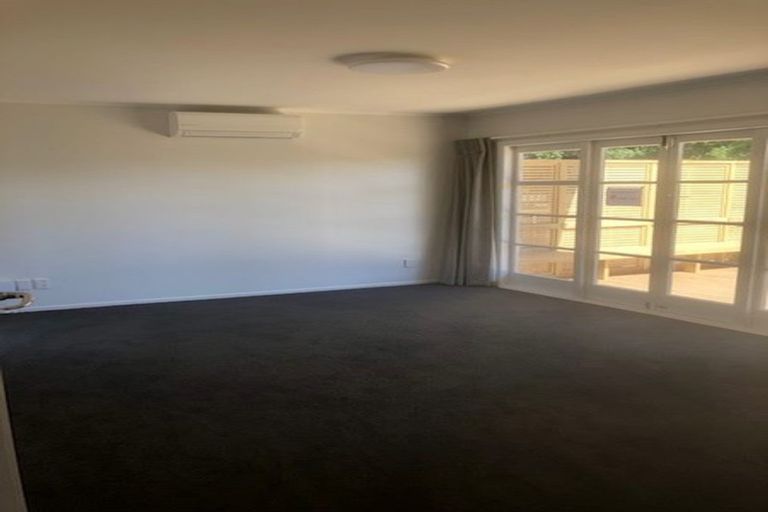 Photo of property in 1/452 Swanson Road, Ranui, Auckland, 0612