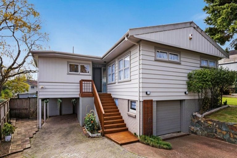 Photo of property in 16 Red Hill Road, Red Hill, Papakura, 2110