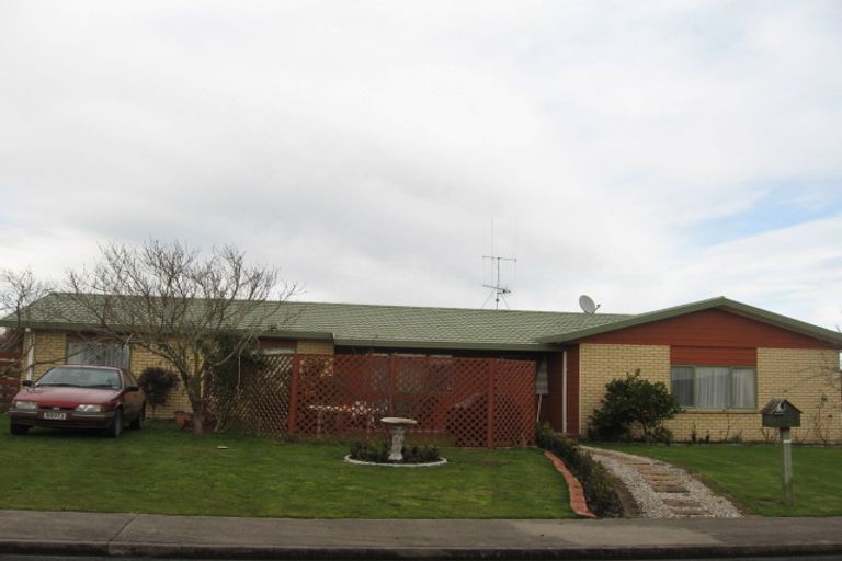 Photo of property in 2 Ada Place, Fairview Downs, Hamilton, 3214